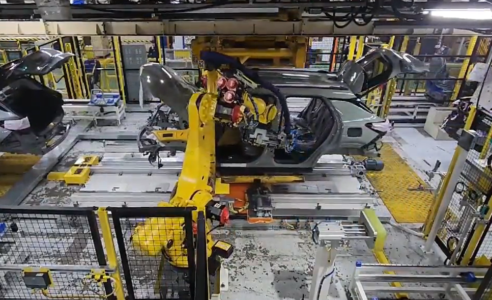 Advanced Robotic Front Seat (LH) Loading on a Continuously Moving Vehicle Line